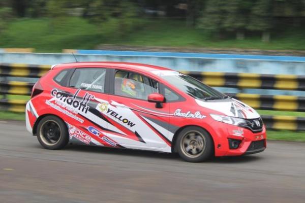 Watch Studio Racing Team pendatang baru di ISSOM 2017 
