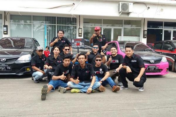 Kopi darat pada ultah pertama ke Karawang, Purwakarta dan Subang. (foto : ria afriliani)