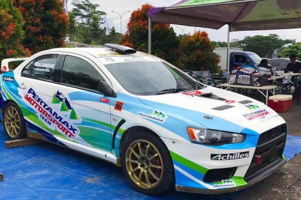 Andalkan Mitsubishi Evo X, tim Pertamax Motorsport turun dengan pereli Rifat dan Rizal Sungkar