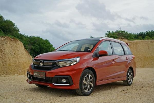 New Honda Mobilio menjadi salah satu andalan penjualan PT Honda Prospect Motor. (foto : HPM)