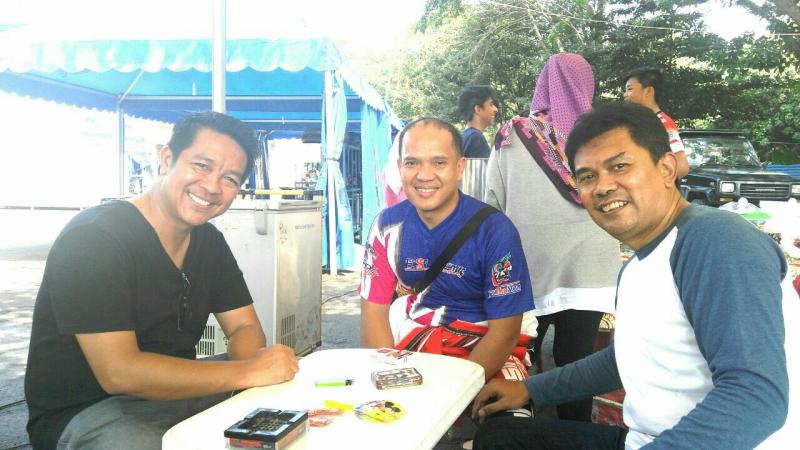 Fachrul Sarman (kiri), Eris Mahpud dan Fredi Rostiawan, bahas masa depan gokart Jawa Barat