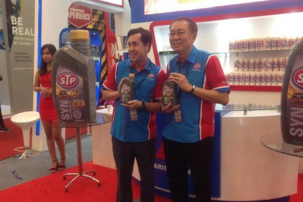 Peluncuran pelumas STP SYN Full Synthetic Motor oil Series SAE 5W-20 dan SAE 5W-30 di GIIAS 2017