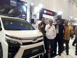 Toyota Perkenalkan All New Voxy Kepada Pelanggan Jawa Timur