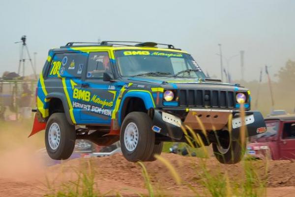 BMB HRVRT Motorsport sabet gelar juara nasional tim di Kejurnas Speed Offroad 2017