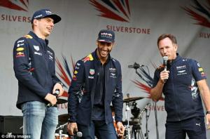 F1 : Hamilton Remehkan Ricciardo, Horner yang Tersinggung