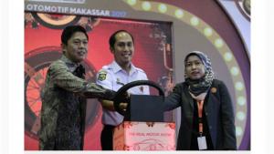 Pameran Otomotif Makassar 2017 Dibuka Dengan Semarak Carnival