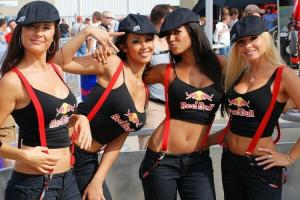 Waduh, Umbrella Girls Akan Hilang di F1