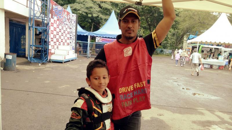 Qarrar terus digembleng Firhand Ali, sang ayah. (Foto : budsan)