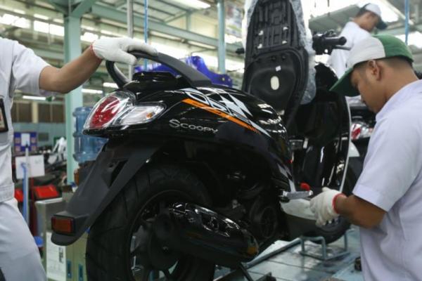 Astra Honda Motor (AHM) segarkan tampilan New Honda Scoopy (Foto:AHM)