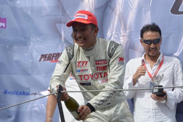 Demas Agil awali comeback nya dengan podium 1 kejurnas ITCC 1600 max ISSOM seri 1