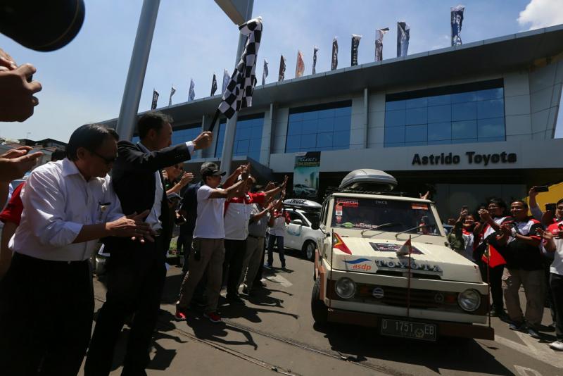Toyota Kijang kotak menjadi salah satu andalan event Lintas Negara Indonesia ke Timor Leste. (foto :TAM) 