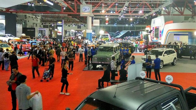 Mandiri Tunas Finance memudahkan Anda membeli mobil selama IIMS 2018. (foto : IIMS)