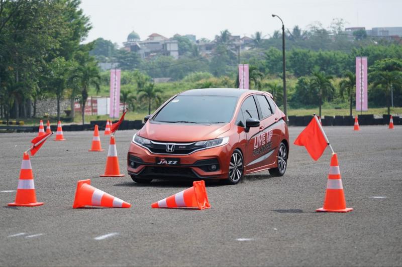 All New Honda Jazz terbukti handal di Trek Safety Driving. (foto: ist) 