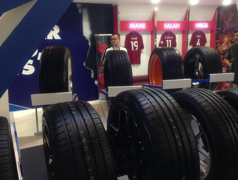 Booth Falken didesain dengan konsep ruang ganti pemain di stadion Anfield kandang Liverpool