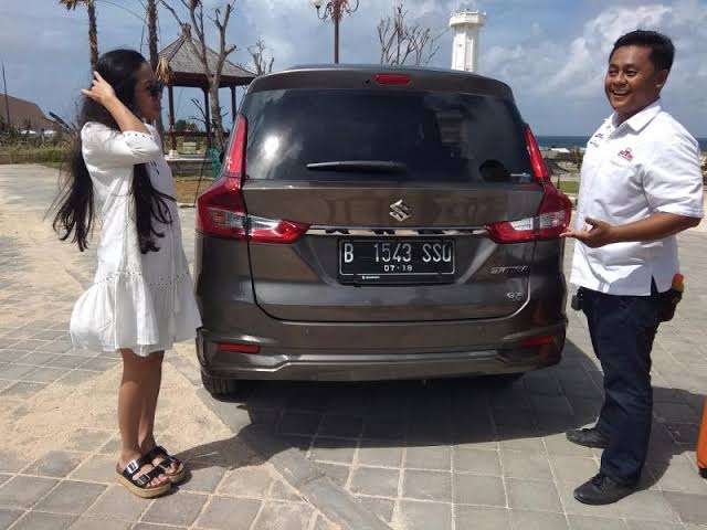 Mobilinanews telah membuktikan kekedapan kabin Ertiga baru dibanding generasi sebelumnya. (foto: anto) 