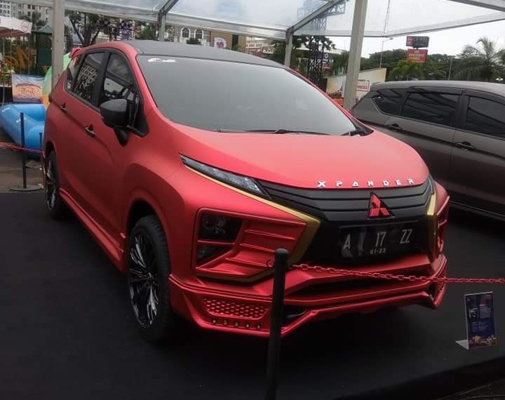 anggota komunitas X-MOC juga hadir dengan menampilkan 6 unit modifikasi XPANDER yang unik dan menarik. (foto: istimewa)