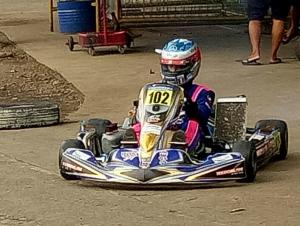 Kimiko Mencoba Sasis Fernando Alonso Bekas Kezia di Sentul Gokart