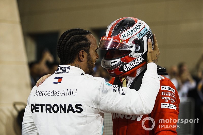 Lewis Hamilton tunjukkan rasa simpati kepada Charles Leclerc usai race F1 GP Bahrain (ist)