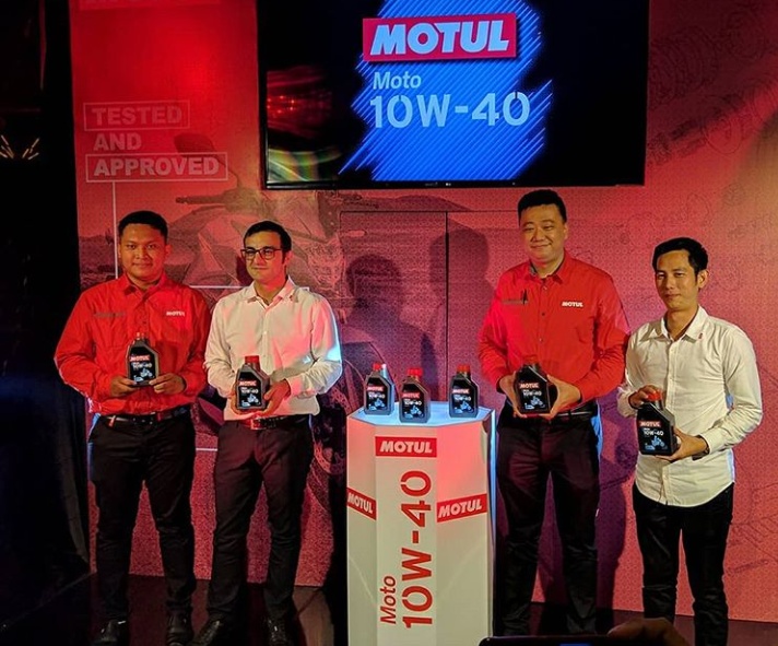 Klaimnya, MOTUL MOTO 4T 10W-40 ini dipasarkan dengan harga paling terjangkau dibanding oli MOTUL lainnya. (motulindonesia) 