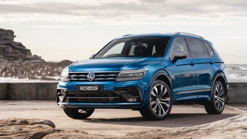 Berkat platform MQB (modular transverse matrix) yang diusungnya, Tiguan yang kini memiliki dimensi lebih besar. (foto: drive)  