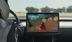 Assyikk, Setir Kemudi Mobil Tesla Bisa Dipakai Main Game Balap