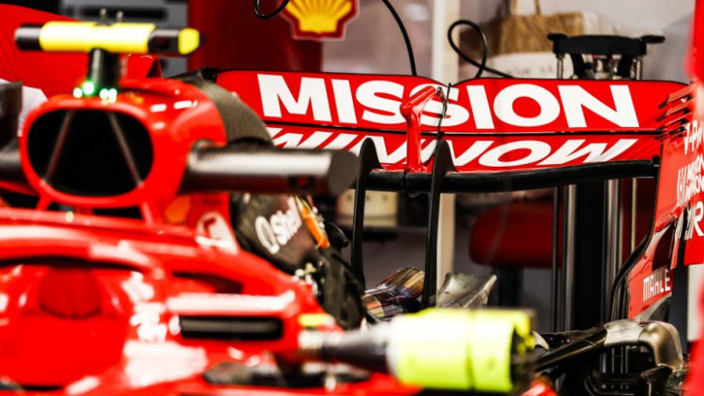 Logo Mission Winnow di Ferrari dan Ducati kemungkinan akan dicopot untuk sisa seri musim 2019 (ist)