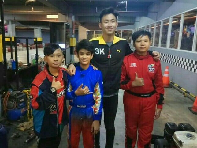 Keanon hadir di TKM Karting Solo Baru memberi pelatihan kepada para pemula hari Rabu (26/6/2019)