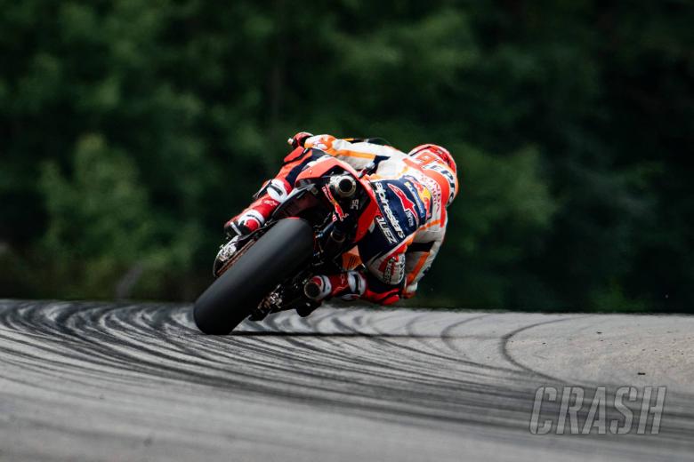 Tercepat di FP2, Marc Marquez incar pole ke-10 di Sirkuit Sachsenring. (Foto: crash)