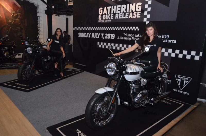 Triumph hadirkan dua model edisi terbatas, Bonneville T120 dan Bonneville T120 diamond edition