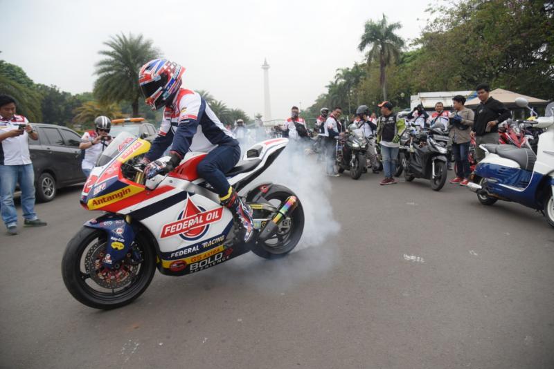 Sam Lowes mendapat sambutan hangat dari para fans tanah air