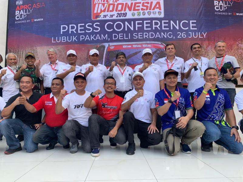 Para pereli usai preskon di Deli Serdang, Sumatera Utara, Jumat tadi sore