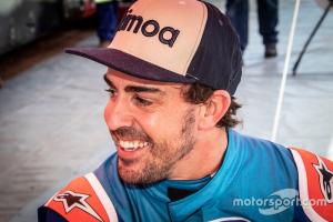Fernando Alonso Beri Sinyal Siap Tampil di Rally Dakar