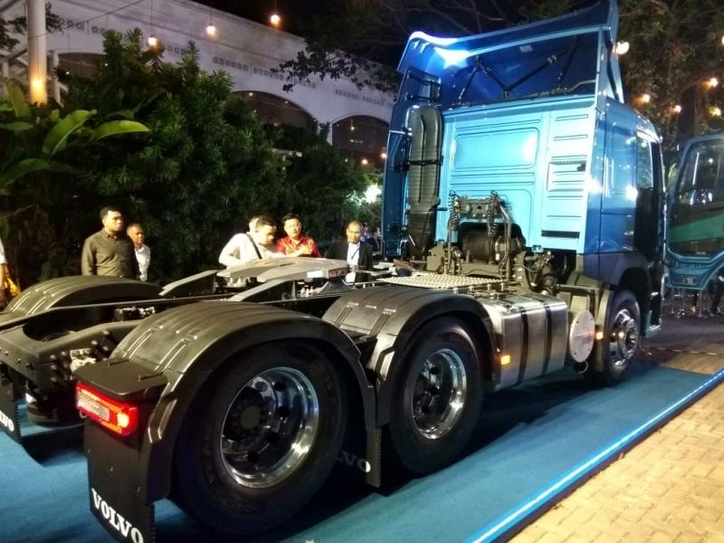 FM 440 6X2T dibekali girboks 12-speed splitter yang dikendalikan secara elektronik. (anto) 