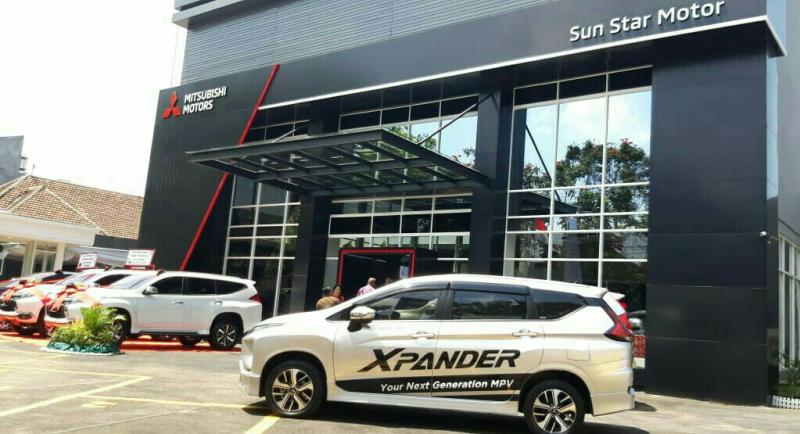 Dealer resmi kendaraan penumpang Mitsubishi ke-144 dibuka di Blitar, Jawa Timur