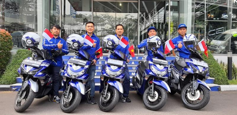 Lima rider Yamaha Vietnam touring lintas negara mampir di Indonesia