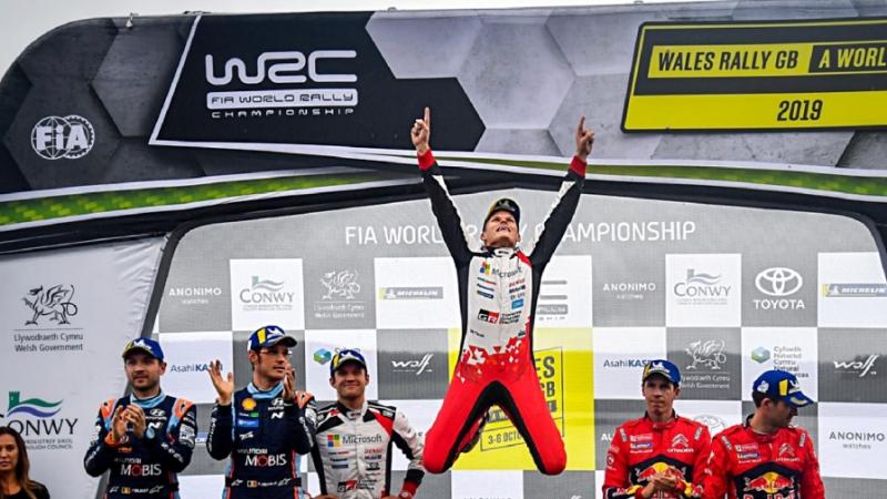 Ott Tanak (Estonia/Toyota) usai memenangi Rally Inggris 2019. (Foto: wrc.com)
