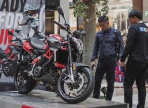 Moge Aprilia Shiver 900 Tampil Perdana di Sejumlah Mal di Jakarta