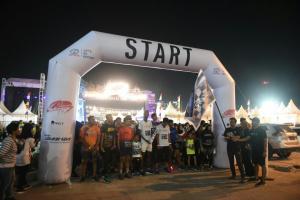 Festival Avanza-Veloz Sebangsa Ajak 500 Pelari Night Run Nikmati Kota Makassar