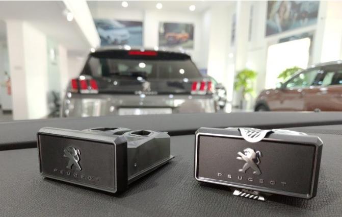 Fitur i-Cockpit Amplify ini menawarkan aroma parfum yang telah dikembangkan oleh Scentys dan Antoine Lie. (ist / astrapeugeot) 