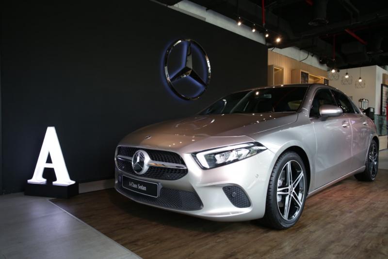 A-Class Sedan adalah model terbaru yang semakin memperluas jajaran mobil compact dari Mercedes-Benz. (dok. MBDI) 