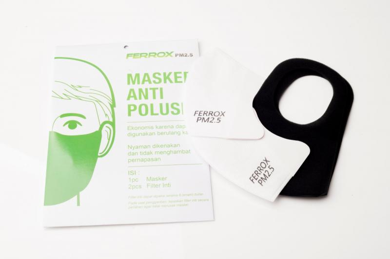 Desain Masker Biker PM 2.5 merupakan masker tipe Duckbill menggunakan sistem dua model lapisan filter, lapisan luar berwarna hitam dan lapisan dalam berwarna putih. (ist)  