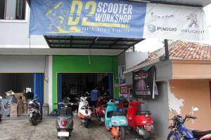 Hanya Di D2 Scooter Workshop, Melayani Dandan Fashion Hingga Bikin Vespa Balap