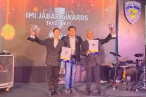 Zinedine Doohan Terima IMI Awards Jabar di Hotel Lorin Sentul Bogor