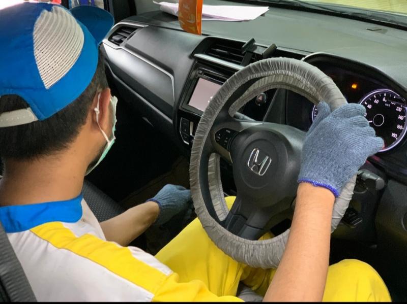 Selain mumpuni, teknisi Honda yang datang ke rumah konsumen sudah diperiksa kesehatan dan disertakan form hasil kesehatan