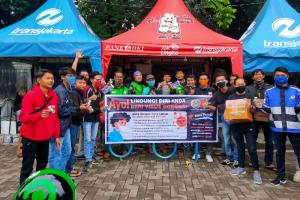 Komunitas Motor Suzuki Ini Bagikan Hand Sanitizer Gratis
