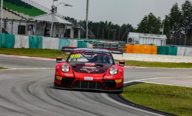 Porsche, pacuan baru Setiawan Santoso untuk rencana ke ajang balap GT World Asia Series 2020