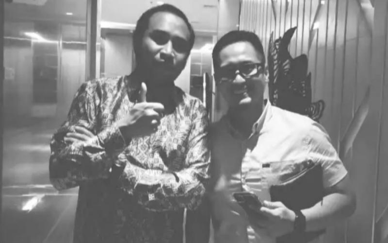 Dimas Aska (kanan) dan pembalap andalan TTI Haridarma Manoppo, absen ikut event resmi tahun ini. (foto : bs)