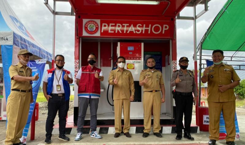 Dengan adanya Pertashop di desa ini diharapkan roda perekonomian masyarakat bisa lebih berkembang.