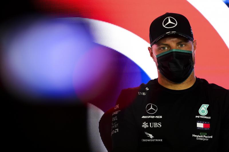 Valtteri Bottas, umumkan telah perpanjang kontrak di Mercedes untuk 2021. (Foto: formulaspy)