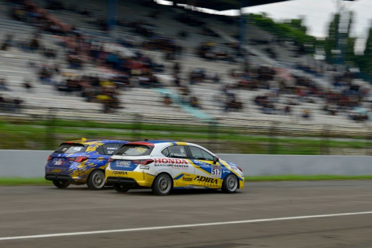Komunitas Honda ikut merasakan sensasi lintasan balap Sirkuit Sentul